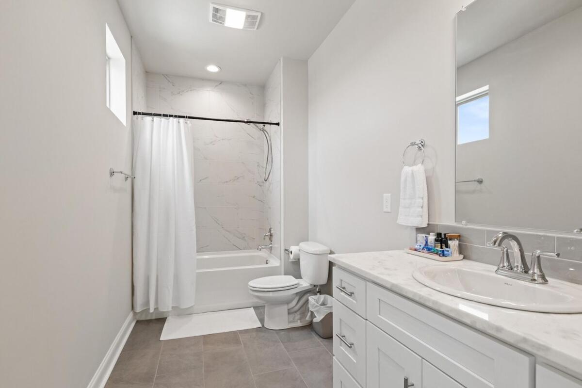 New Youngsville Escape King Beds Cajun Luxury Wifi Exterior photo